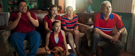 Pablo Rodríguez, Milena Picado, Naomi Vega, Ivette Guier, Gerardo Selva - Hombre de fe - Filmfotos