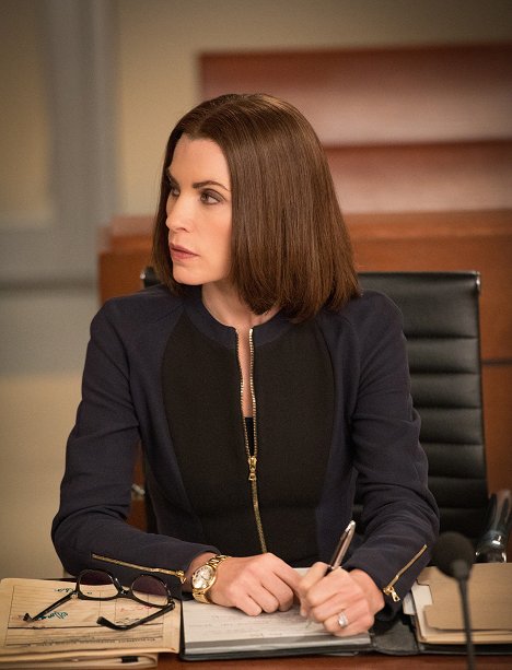 Julianna Margulies - The Good Wife - Judged - Van film