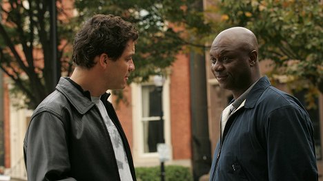 Dominic West, Robert Wisdom - The Wire - Mission Accomplished - Photos
