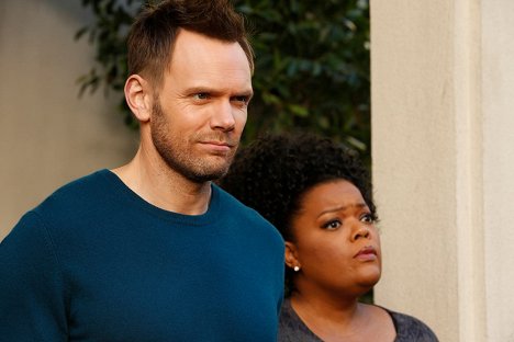 Joel McHale, Yvette Nicole Brown - Zpátky do školy - Zachraňte Greendale - Z filmu