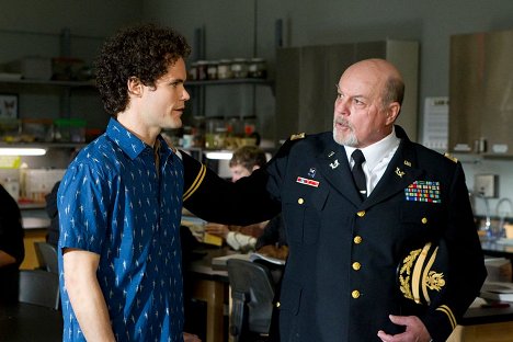 David Neher, Michael Ironside - Community - Basic Lupine Urology - Photos