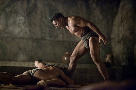 Manu Bennett - Spartacus - Znak braterstwa - Z filmu