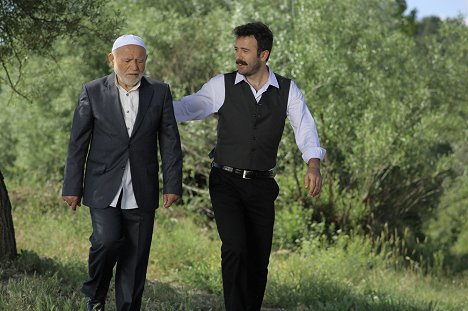 Ali Ercan, Reha Beyoğlu - Kabe Yollarında: Doyamadım Muhammede - De la película