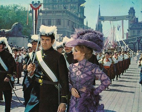 Walter Matthau, Barbra Streisand - Hello, Dolly! - Photos