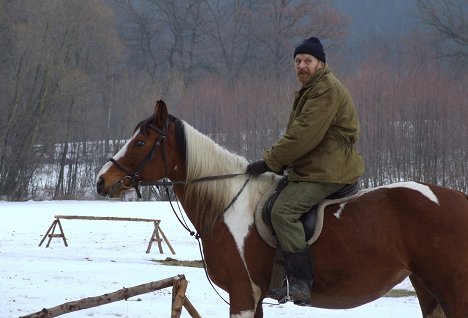 Jiří Schmitzer - Zdivočelá země - Jak funguje zametací kombajn - Z filmu