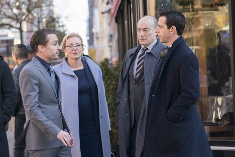 Kieran Culkin, J. Smith-Cameron, Peter Friedman, Jeremy Strong - Succession - Which Side Are You On? - Kuvat elokuvasta