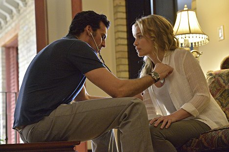 Oded Fehr, Piper Perabo - Covert Affairs - Silence Kit - Photos