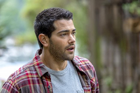 Jesse Metcalfe - Chesapeake Shores - Georgia on My Mind - Photos