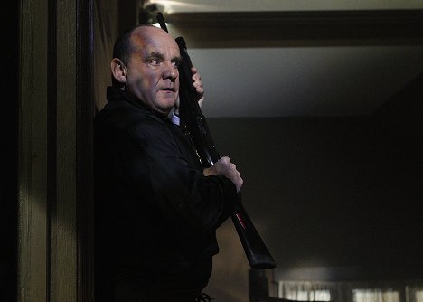 Paul Guilfoyle - CSI: Crime Scene Investigation - En un lugar muy oscuro - De la película