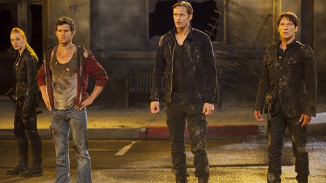 Ryan Kwanten, Alexander Skarsgård, Stephen Moyer - True Blood: Pravá krev - Duše v ohni - Z filmu