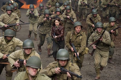 Hayley Atwell - Captain America: The First Avenger - Photos