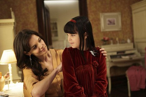 Katie Holmes, Bailee Madison - Don't Be Afraid of the Dark - Film