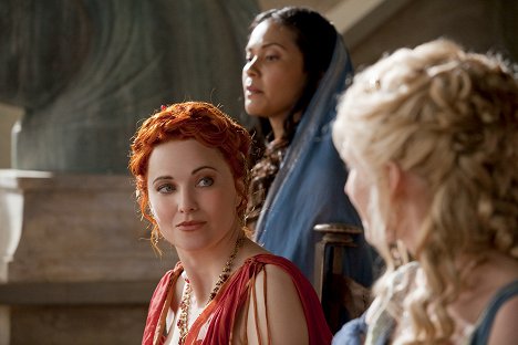 Lucy Lawless - Spartacus - Revelations - Photos