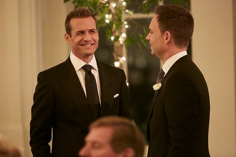 Gabriel Macht, Patrick J. Adams - Pukumiehet - Good-Bye - Kuvat elokuvasta