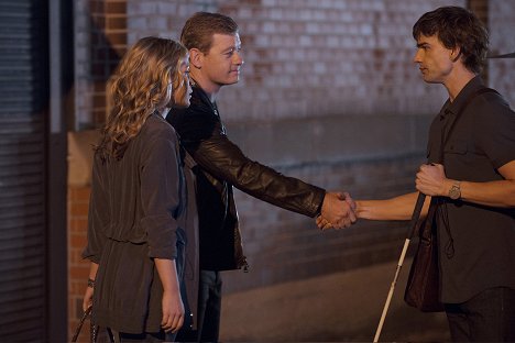 Piper Perabo, Nic Bishop, Christopher Gorham - Covert Affairs - Starlings Of The Slipstream - Photos