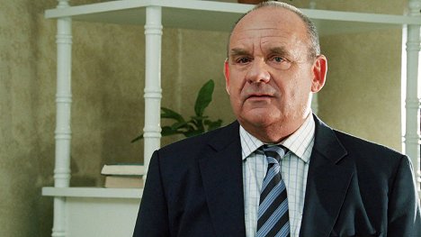 Paul Guilfoyle - CSI: Crime Scene Investigation - Maid Man - Van film