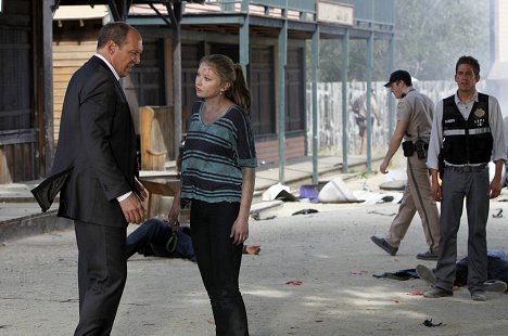 Marc Vann, Elisabeth Harnois, Eric Szmanda - CSI: Crime Scene Investigation - CSI Down - Making of