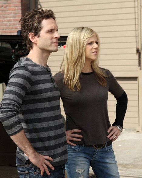 Glenn Howerton, Kaitlin Olson - It's Always Sunny in Philadelphia - Pop-Pop: Die Endlösung - Filmfotos