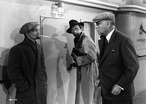 Gerald Hamer, John Abbott, Nigel Bruce - Sherlock Holmes vaarassa - Kuvat elokuvasta