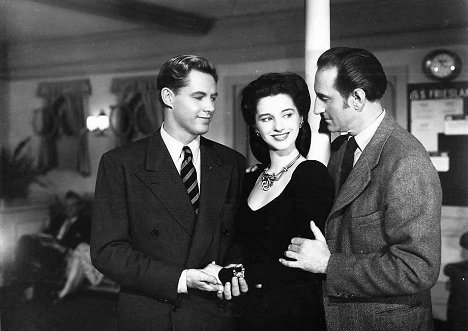 Leslie Vincent, Marjorie Riordan, Basil Rathbone - Pursuit to Algiers - Filmfotók