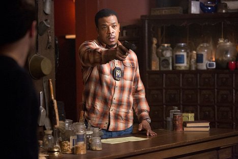 Russell Hornsby - Grimm - Jack the Ripper - Filmfotos