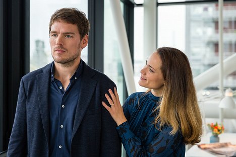 Constantin Lücke, Sarah Maria Besgen - Inga Lindström - Vom Festhalten und Loslassen - De la película