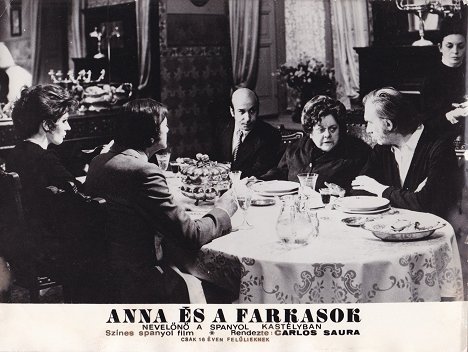 José María Prada, Rafaela Aparicio - Ana y los lobos - Cartões lobby