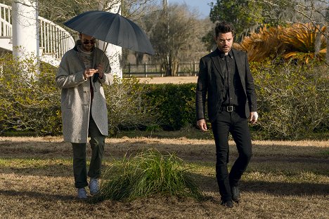 Joe Gilgun, Dominic Cooper - Preacher - Angelville - Filmfotos
