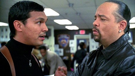 Adam Beach, Ice-T - Law & Order: Special Victims Unit - Outsider - Photos