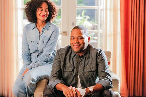 Tracee Ellis Ross, Anthony Anderson - Black-ish - The Peer-ent Trap - Z filmu