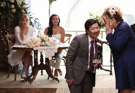 Ken Jeong, Jennifer Coolidge - Glee - A Wedding - Photos