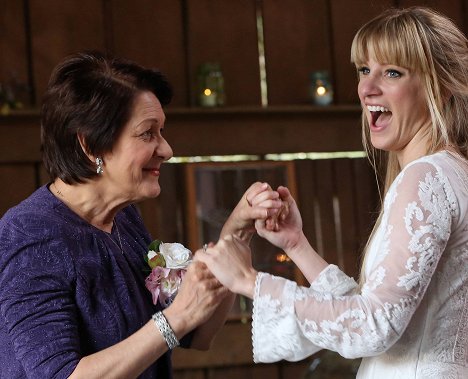 Ivonne Coll, Heather Morris - Glee - A Wedding - Photos