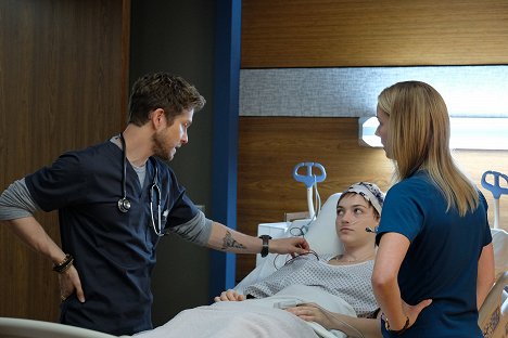 Matt Czuchry, Violett Beane, Emily VanCamp - Atlanta Medical - Der unbekannte Patient - Filmfotos