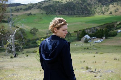 Elizabeth Debicki - The Kettering Incident - The Homecoming - Photos