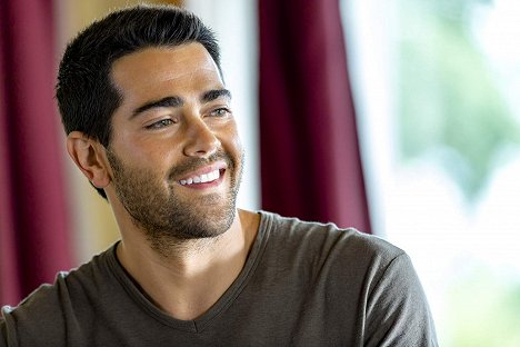 Jesse Metcalfe - Chesapeake Shores - Second Chances - Photos