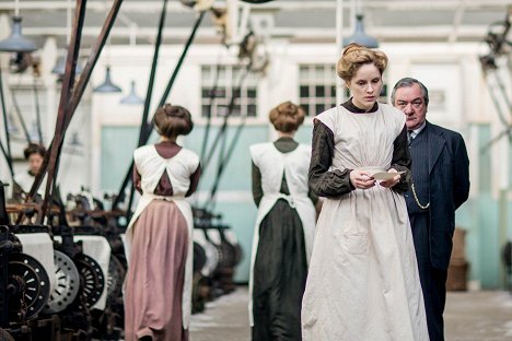 Sophie Rundle, Ken Stott - An Inspector Calls - Photos