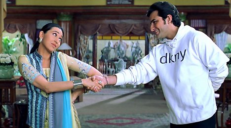 Karisma Kapoor, Saif Ali Khan - Hum Saath-Saath Hain: We Stand United - De la película