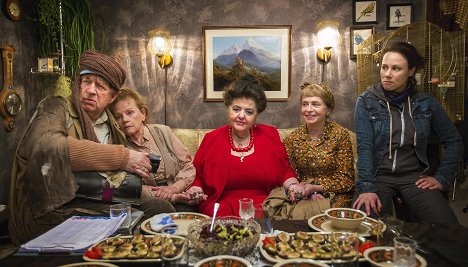 Jörg Gudzuhn, Gudrun Ritter, Sigrid Schnegelsiepen-Sengül, Gisela Schneeberger, Eva Löbau - Familie Lotzmann auf den Barrikaden - Filmfotos