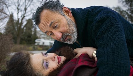 Sigrid Schnegelsiepen-Sengül, Ercan Durmaz - Familie Lotzmann auf den Barrikaden - De la película