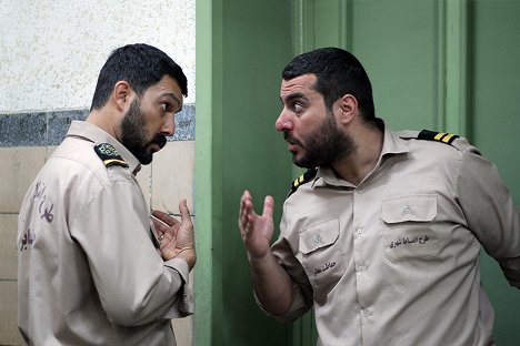Hamed Behdad, Mohsen Kiayee - Sade Ma'bar - De la película