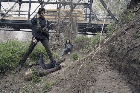 Maggie Grace - Fear the Walking Dead - Des personnes dans notre genre - Film