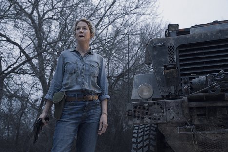 Jenna Elfman - Fear the Walking Dead - Ludzie tacy jak my - Z filmu