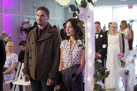 Jay Ryan, Kristin Kreuk - Beauty and the Beast - Both Sides Now - Photos