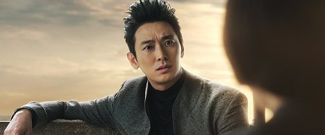 Ji-hoon Joo - Along with the Gods: The Two Worlds - Photos