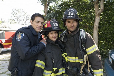 Alberto Frezza, Jaina Lee Ortiz, Jay Hayden - Station 19 - Horká budka - Z natáčení