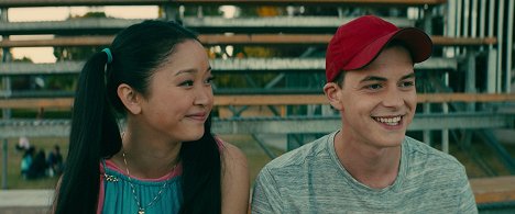 Lana Condor, Israel Broussard - To All the Boys I've Loved Before - Photos