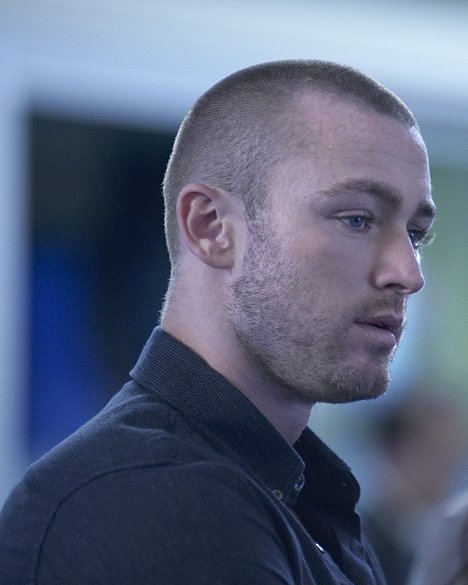 Jake McLaughlin - Quantico - AQUILINE - Z filmu