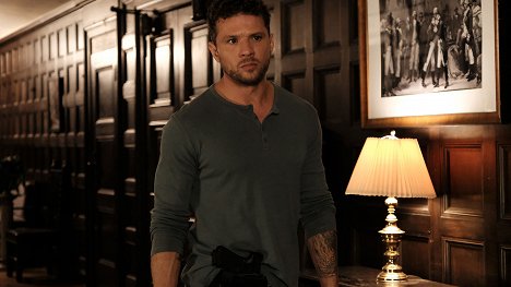 Ryan Phillippe - Shooter - Alpha Dog - Photos