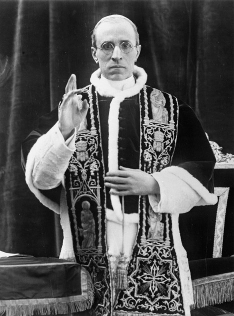 XII. Piusz pápa - Természetfeletti nácik - The Nazi Jesus - Filmfotók