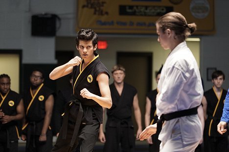 Xolo Maridueña, Tanner Buchanan - Cobra Kai - Slitování - Z filmu